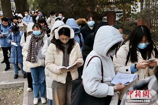 惠特摩尔：从小模仿威少的打法 但现在我的球风像杰伦-布朗